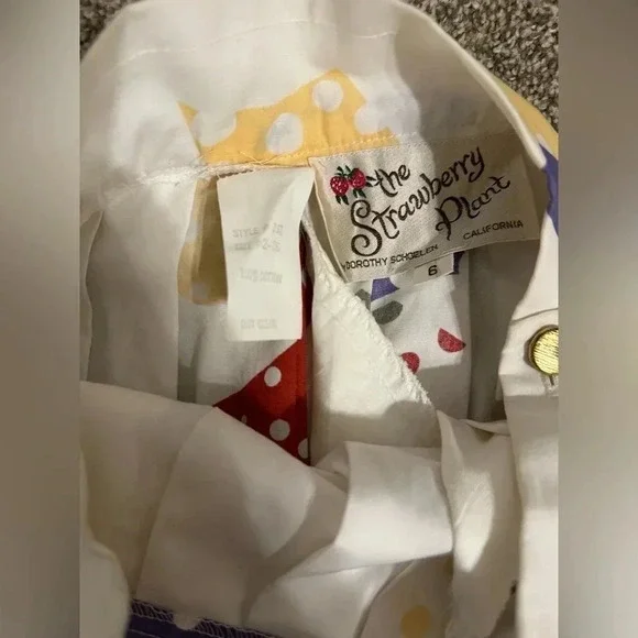 The Strawberry Plant Skirt by Dorthy Schoelen - Picture 3 of 4